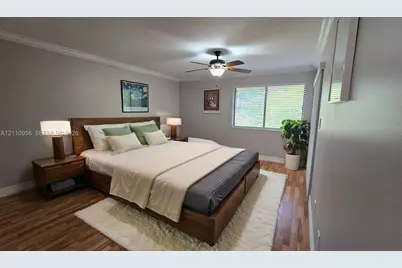 2120 SW 94th Ter #404, Davie, FL 33324 - Photo 9