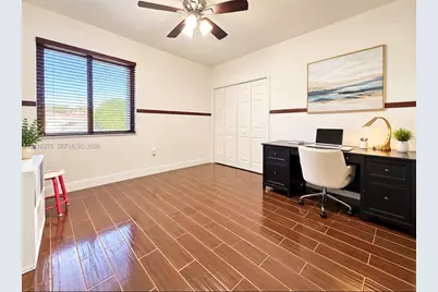 2030 NW 99th Ter, Pembroke Pines, FL 33024 - Photo 19