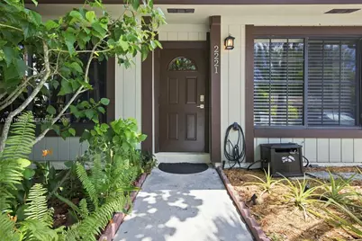 2221 Buttonwood Ave, Pembroke Pines, FL 33026 - Photo 33