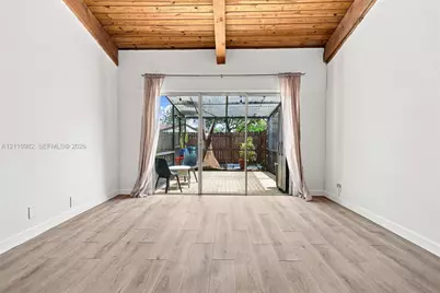 2221 Buttonwood Ave, Pembroke Pines, FL 33026 - Photo 29