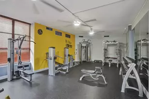 800 Parkview Dr, Hallandale Beach, FL 33009 - Photo 25