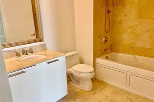 1800 N Bayshore Dr, Miami, FL 33132 - Photo 9
