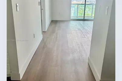 1800 N Bayshore Dr #2904, Miami, FL 33132 - Photo 3