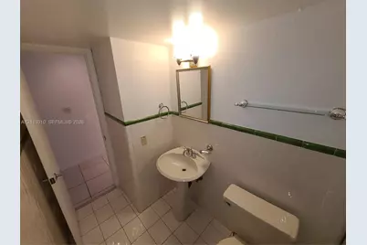 1605 Bay Rd #206, Miami Beach, FL 33139 - Photo 17