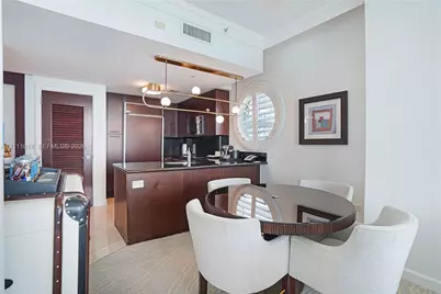 4391 Collins Ave #709, Miami Beach, FL 33140 - Photo 21