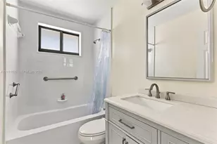 937 NW 79th Terrace, Plantation, FL 33324 - Photo 15