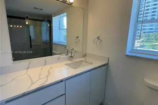 2318 NE 7th St, Hallandale Beach, FL 33009 - Photo 13