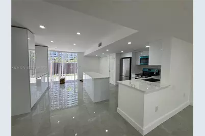 2318 NE 7th St #34, Hallandale Beach, FL 33009 - Photo 7