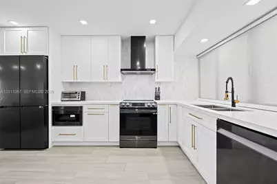822 Polk St, Hollywood, FL 33019 - Photo 9