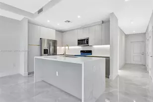 1567 NW 94th Way, Coral Springs, FL 33071 - Photo 9