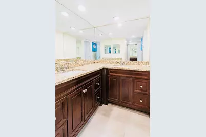 120 SW 96th Ter #104, Plantation, FL 33324 - Photo 9
