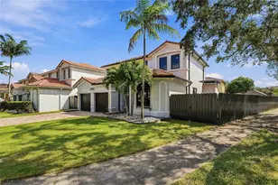 10852 SW 245th St, Homestead, FL 33032 - Photo 3