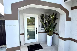 17918 SW 144th Ct, Miami, FL 33177 - Photo 3
