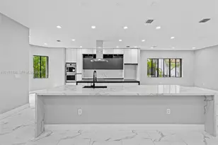 19363 SW 79th Ave, Cutler Bay, FL 33157 - Photo 9
