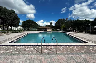 1300 SW 125th Ave, Pembroke Pines, FL 33027 - Photo 25