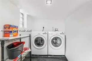 919 NW 49th St, Miami, FL 33127 - Photo 33