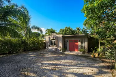 1615 NW 127th St, North Miami, FL 33167 - Photo 3