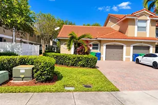 8941 NW 54th St, Sunrise, FL 33351 - Photo 15
