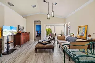17826 SW 10th Ln, Pembroke Pines, FL 33029 - Photo 5