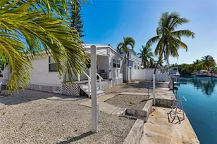 59761 Overseas Hwy, Marathon, FL 33050 - Photo 17