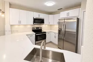 12902 SW 30th St, Miramar, FL 33027 - Photo 7