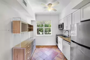 736 13th St, Miami Beach, FL 33139 - Photo 3