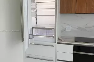 1400 Biscayne Blvd, Miami, FL 33132 - Photo 9