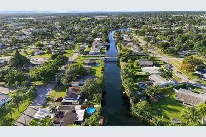 1813 E River Dr, Margate, FL 33063 - Photo 47