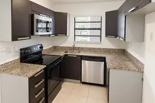 11213 Royal Palm Blvd, Coral Springs, FL 33065 - Photo 7