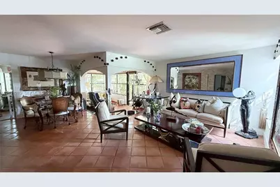 502 NW 98th Ct #502, Miami, FL 33172 - Photo 9