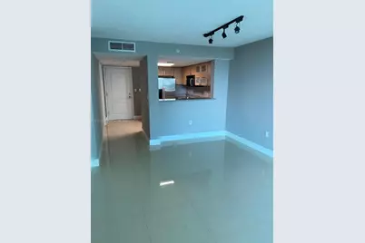 2101 Brickell Ave #711, Miami, FL 33129 - Photo 3