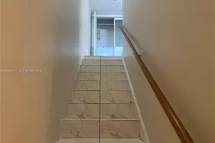 10 NW 87th Ave, Miami, FL 33172 - Photo 17