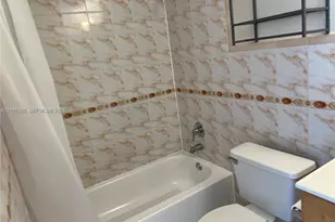 10 NW 87th Ave, Miami, FL 33172 - Photo 25