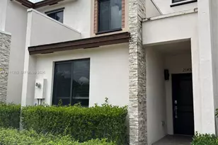 21430 NE 3rd Pl, Miami, FL 33179 - Photo 3