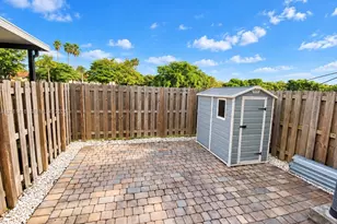 11531 SW 150th Pl, Miami, FL 33196 - Photo 9