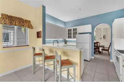 7921 E Exeter Blvd E #202, Tamarac, FL 33321 - Photo 13