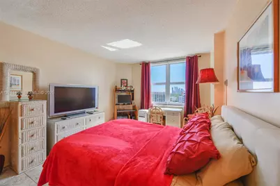 1965 S Ocean Dr #15M, Hallandale Beach, FL 33009 - Photo 15
