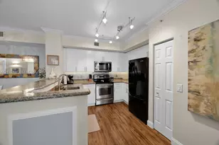 2421 NE 65th St, Fort Lauderdale, FL 33308 - Photo 11