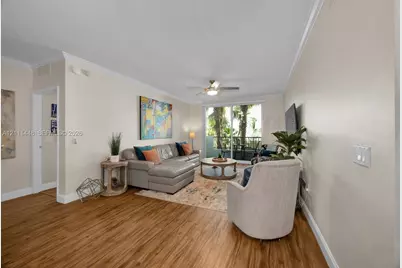 2421 NE 65th St #211, Fort Lauderdale, FL 33308 - Photo 7