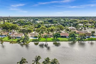 11713 Spinnaker Way, Cooper City, FL 33026 - Photo 3
