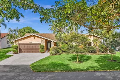 11713 Spinnaker Way, Cooper City, FL 33026 - Photo 1