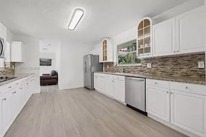 1254 Polk St, Hollywood, FL 33019 - Photo 7