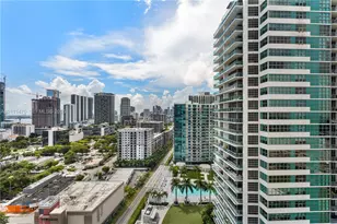121 NE 34th St, Miami, FL 33137 - Photo 19