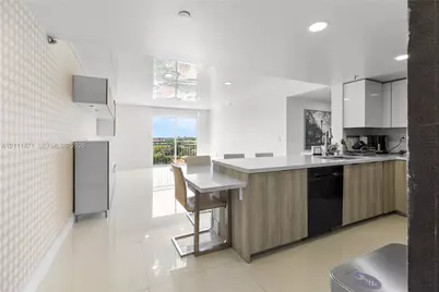 3000 Coral Way #1110, Miami, FL 33145 - Photo 15