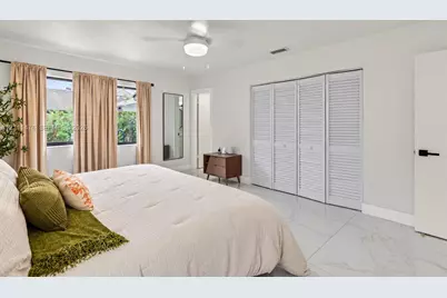 11720 SW 122nd Pl, Miami, FL 33186 - Photo 19
