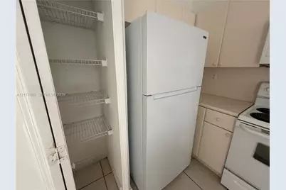 2460 SE 16th Ter #204, Homestead, FL 33035 - Photo 13