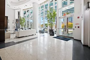 1155 Brickell Bay Dr, Miami, FL 33131 - Photo 3
