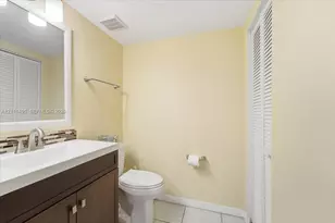 5331 NW 89th Terrace, Sunrise, FL 33351 - Photo 9