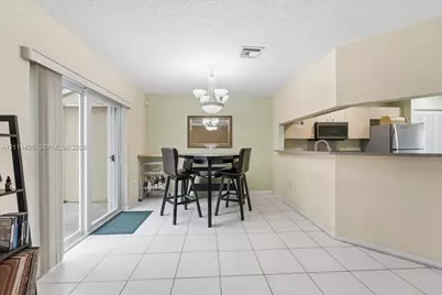 5331 NW 89th Ter, Sunrise, FL 33351 - Photo 7