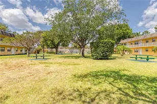 5156 NE 6th Ave, Oakland Park, FL 33334 - Photo 15